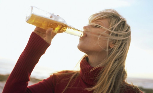 Лечение алкоголизма у женщин на любой стадии